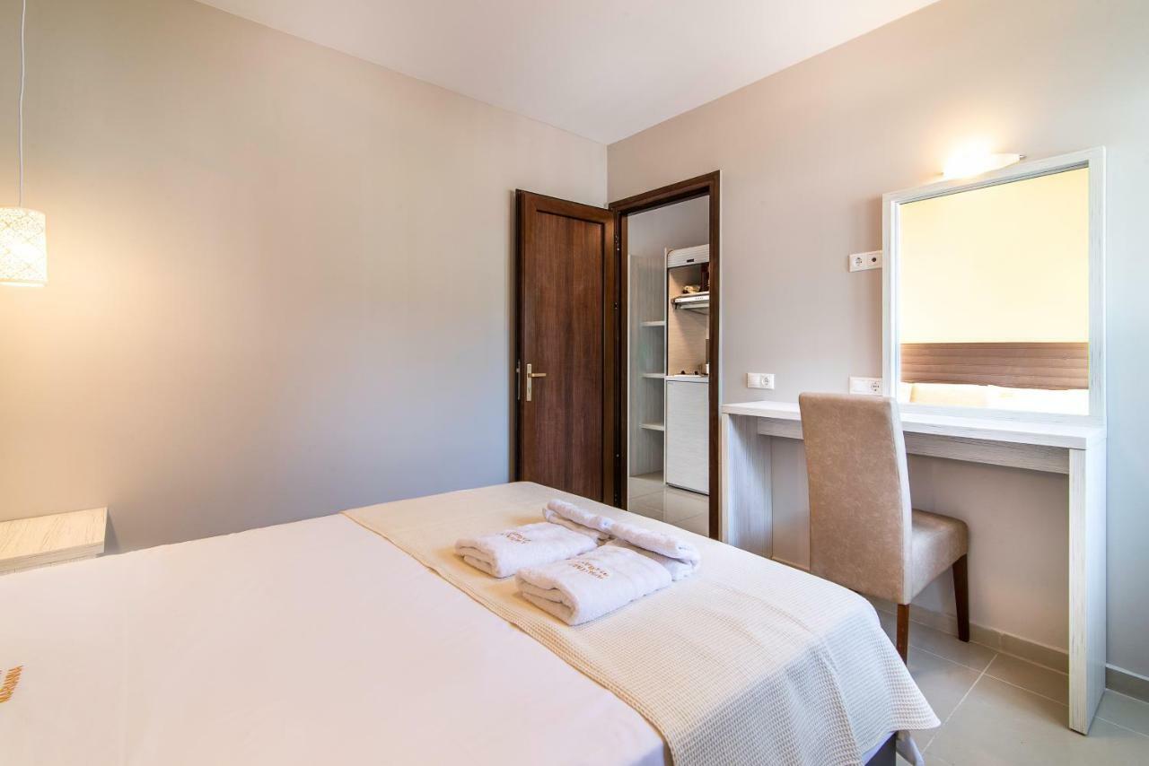 Luxury Apartments Marianna เนโอสมาร์มาราส ภายนอก รูปภาพ