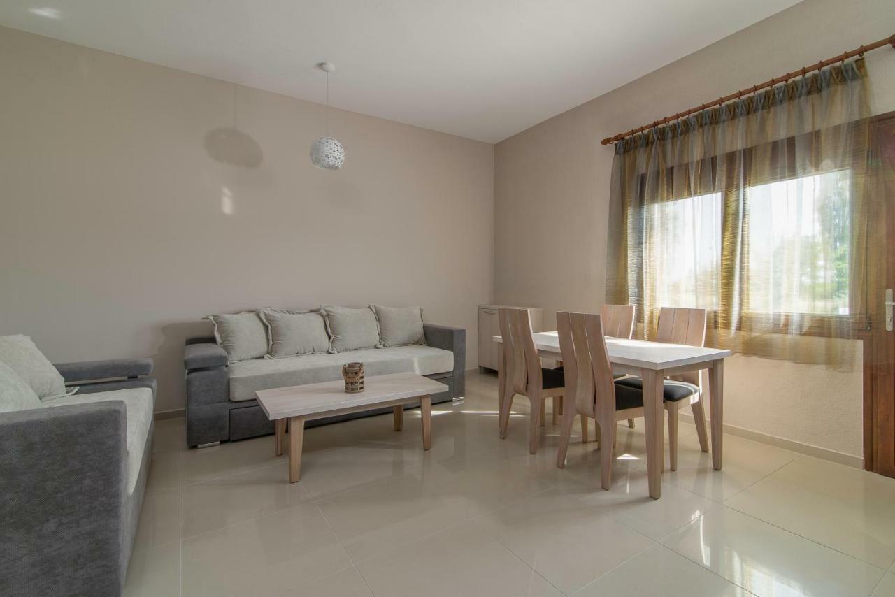 Luxury Apartments Marianna เนโอสมาร์มาราส ภายนอก รูปภาพ